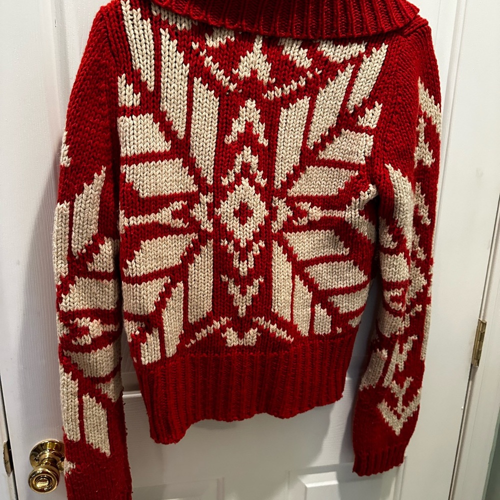 Vintage American Eagle Outfitters Red and Cream Cardigan - Picture 2 of 5
